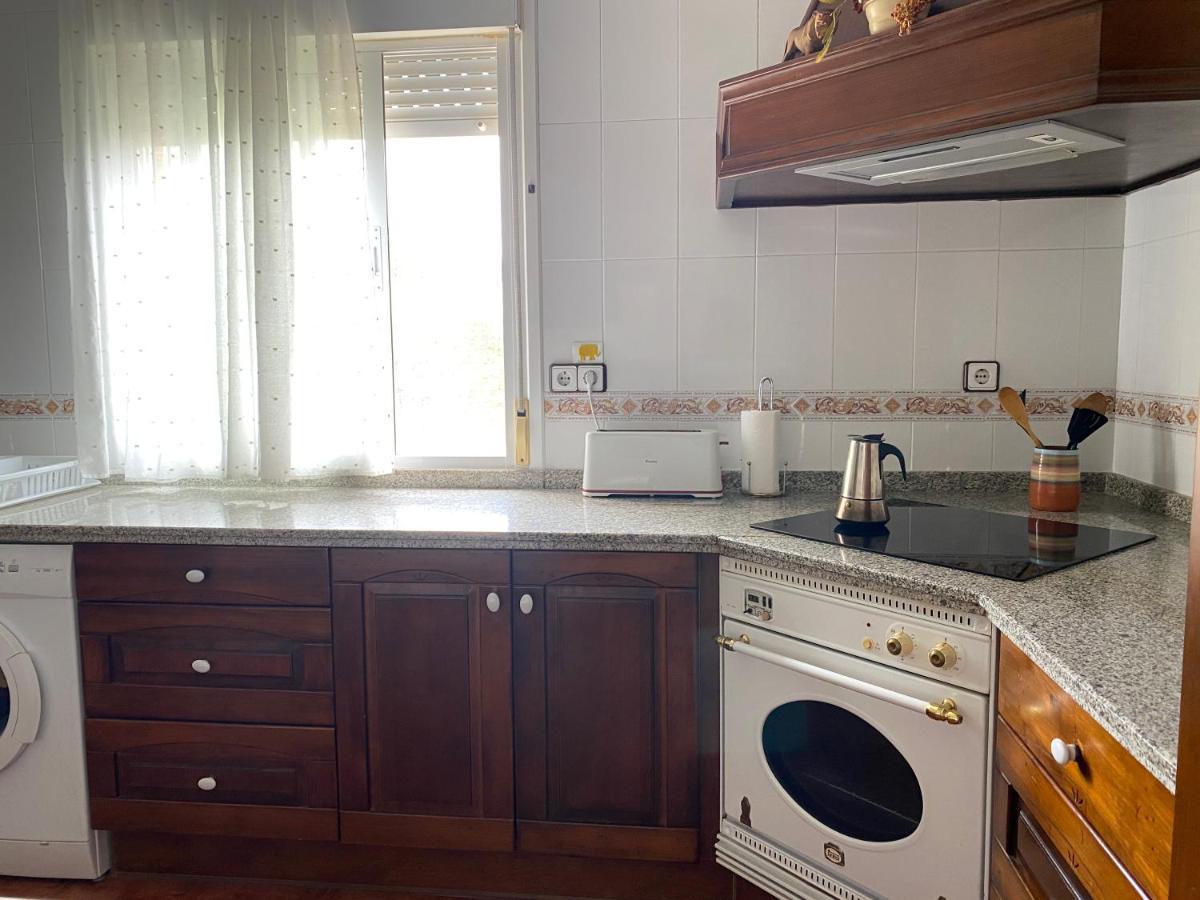 Jardin De La Yedra Guest House กาเซเรส ภายนอก รูปภาพ