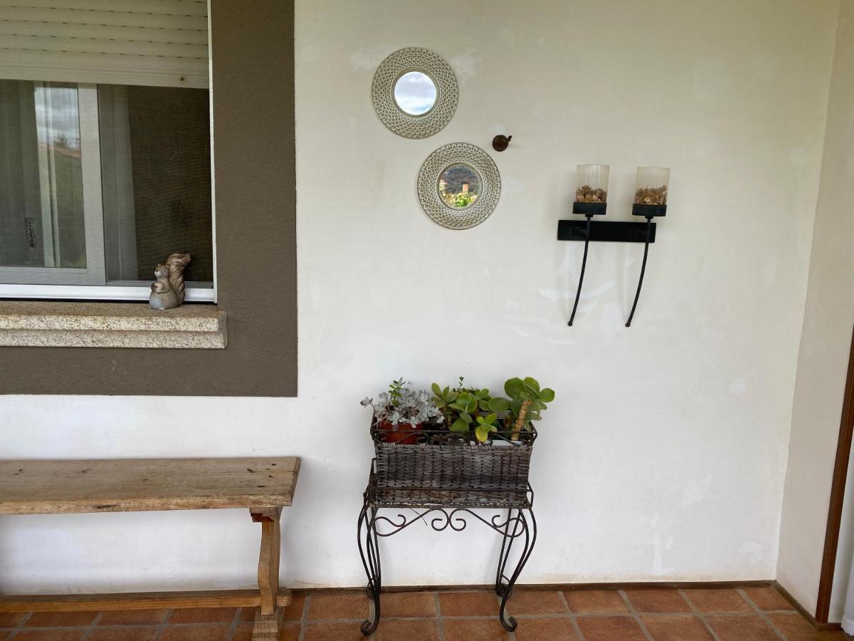 Jardin De La Yedra Guest House กาเซเรส ภายนอก รูปภาพ