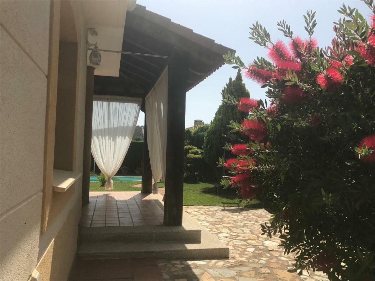 Jardin De La Yedra Guest House กาเซเรส ภายนอก รูปภาพ